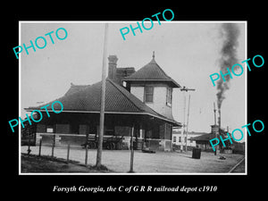 OLD LARGE HISTORIC PHOTO OF FORSYTH GEORGIA, THE RAILROAD DEPOT STATION c1910