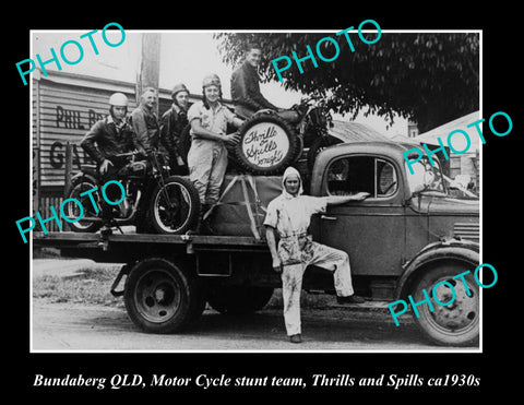 OLD LARGE HISTORIC PHOTO OF BUNDABERG QLD, MOTORCYCLE STUNT TEAM ca1930s