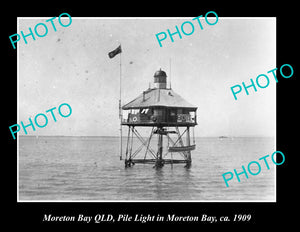 OLD LARGE HISTORIC PHOTO OF MORETON BAY QLD, OLD PILE LIGHT ON BAY c1909