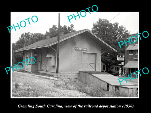 OLD HISTORIC PHOTO OF GRAMLING SOUTH CAROLINA, RAILROAD DEPOT STATION c1950s