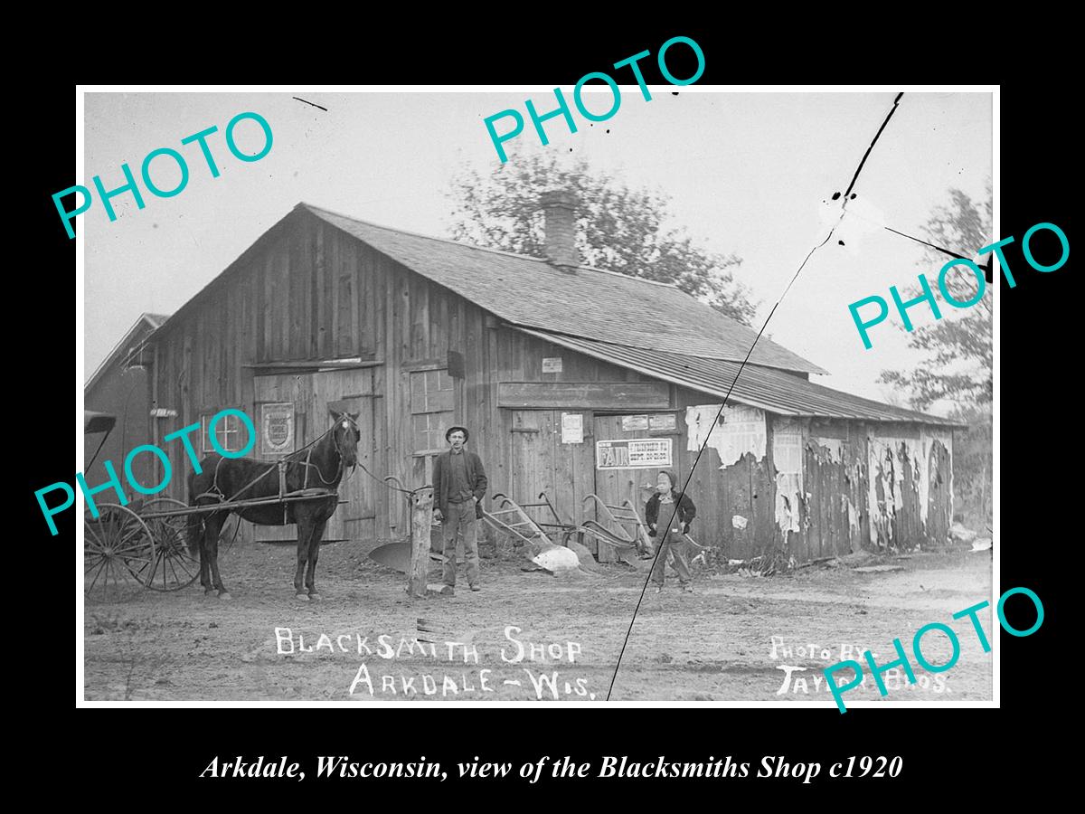 OLD LARGE HISTORIC PHOTO OF ARKDALE WISCONSIN, VIEW OF THE BLACKSMITH SHOP c1920