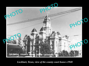 OLD LARGE HISTORIC PHOTO OF LOCKHART TEXAS, VIEW OF THE COUNTY COURT HOUSE c1940