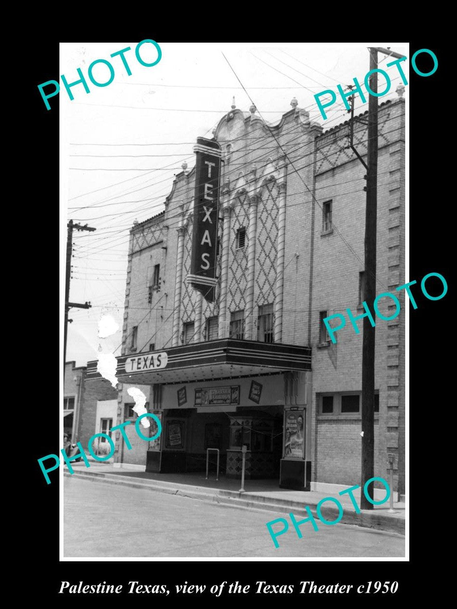 OLD LARGE HISTORIC PHOTO OF PALESTINE TEXAS, VIEW OF THE TEXAS THEATER c1950