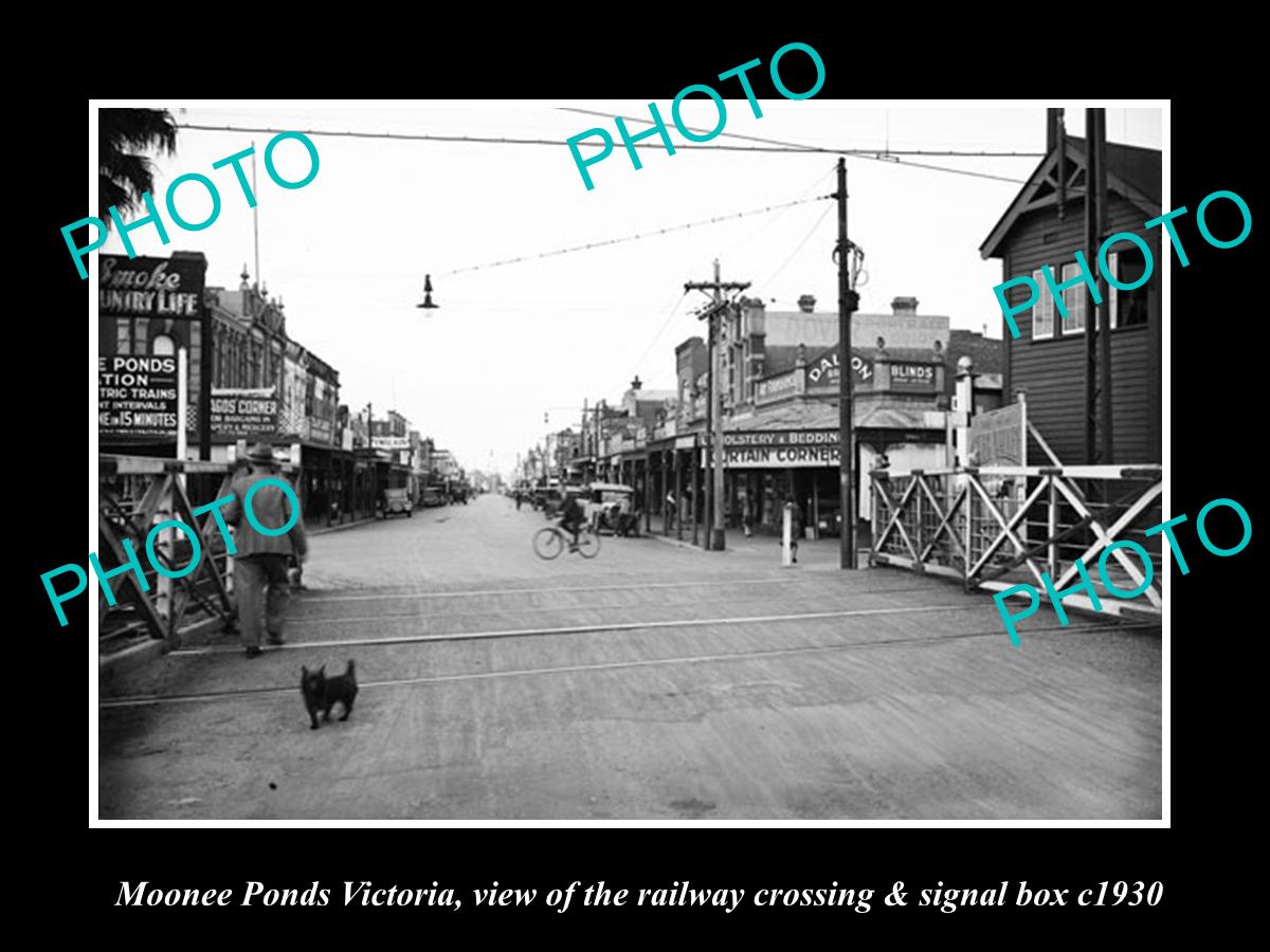 OLD LARGE HISTORIC PHOTO OF MOONEE PONDS VICTORIA, RAILWAY SIGNAL BOX c1930