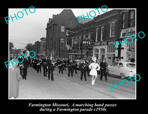 OLD LARGE HISTORIC PHOTO OF FARMINGTON MISSOURI, MARCHING BAND & PARADE c1950