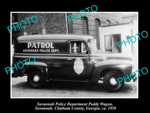 OLD LARGE HISTORIC PHOTO OF SAVANNAH GEORGIA, THE POLICE DEPARTMENT VAN c1950