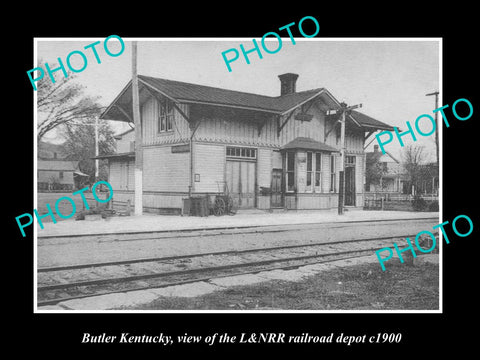 OLD LARGE HISTORIC PHOTO OF BUTLER KENTUCKY, THE RAILROAD DEPOT STATION c1900