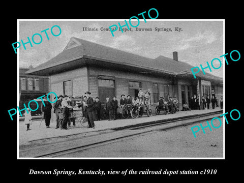 OLD LARGE HISTORIC PHOTO OF DAWSON SPRINGS KENTUCKY, RAILROAD DEPOT STATION 1910