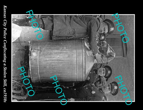 OLD LARGE PHOTO OF KANSAS CITY POLICE WITH STOLEN STILL c1930s, PROHIBITION