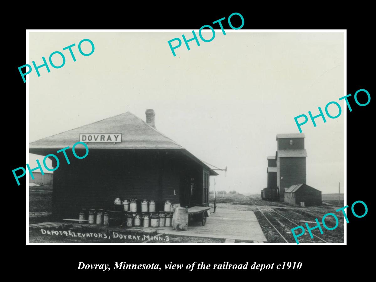 OLD LARGE HISTORIC PHOTO OF DOVRAY MINNESOTA, THE RAILROAD DEPOT STATION c1910