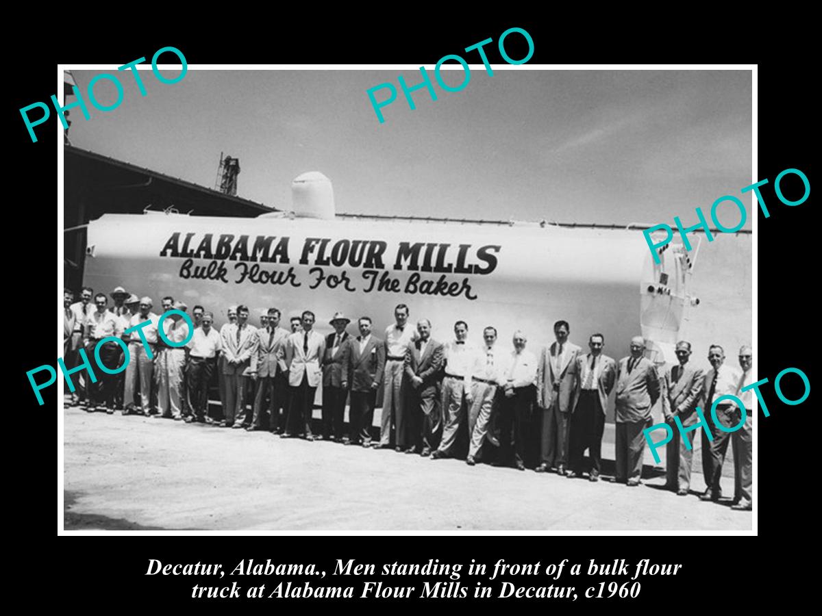 OLD LARGE HISTORIC PHOTO OF DECATUR ALABAMA, THE ALABAMA FLOUR MILLS TRUCK c1960