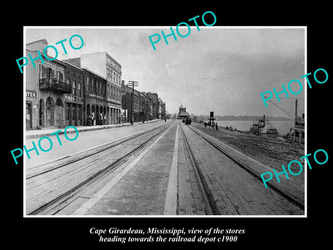 OLD LARGE HISTORIC PHOTO OF CAPE GIRARDEAU MISSISSIPPI, THE RAILROAD DEPOT c1900