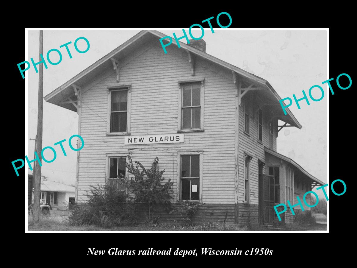 OLD LARGE HISTORIC PHOTO OF NEW GLARUS WISCONSIN, RAILROAD DEPOT STATION 1950s