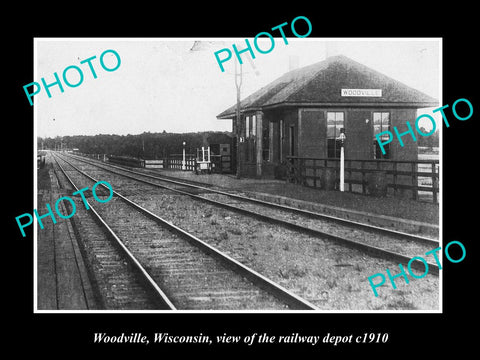 OLD LARGE HISTORIC PHOTO OF WOODVILLE WISCONSIN, THE RAILROAD DEPOT STATION 1910