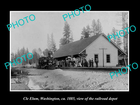 OLD LARGE HISTORIC PHOTO OF CLE ELUM WASHINGTON, THE RAILROAD DEPOT c1885