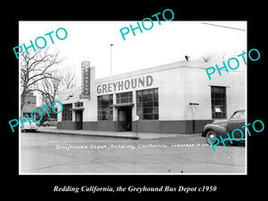 OLD LARGE HISTORIC PHOTO OF REDDING CALIFORNIA, THE GREYHOUND BUS DEPOT c1950