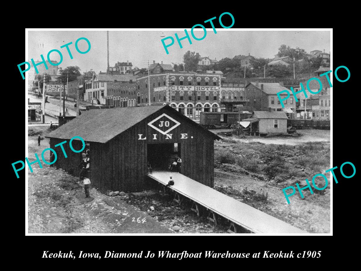 OLD LARGE HISTORIC PHOTO OF KEOKUK IOWA, THE DIAMOND JOE STEAMBOAT WHARF c1905