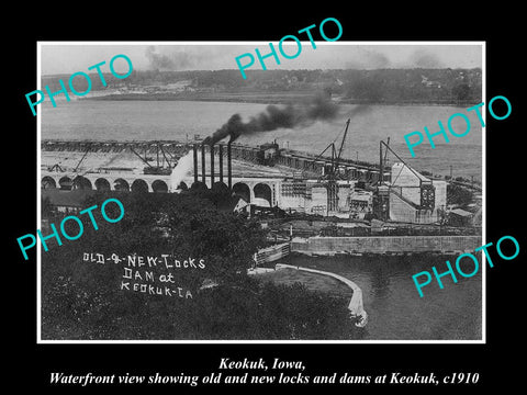 OLD LARGE HISTORIC PHOTO OF KEOKUK IOWA, THE OLD & NEW DAM LOCKS c1910