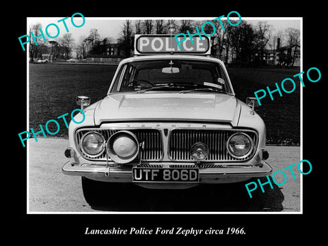 OLD LARGE HISTORIC PHOTO OF LANCASHIRE POLICE PATROL CAR, FORD ZEPHYR c1966 UK