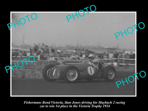 HISTORIC MOTOR RACING PHOTO OF FISHERMANS BEND, STAN JONES WIN, MAYBACH 2 1954