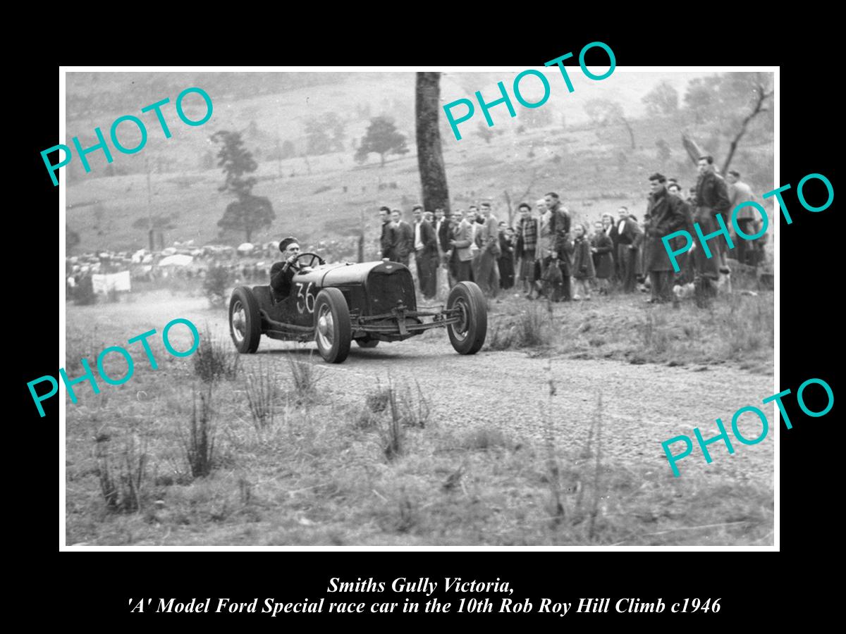 HISTORIC MOTOR RACING PHOTO OF ROB ROY HILL CLIMB, MODEL A FORD RACE CAR c1946