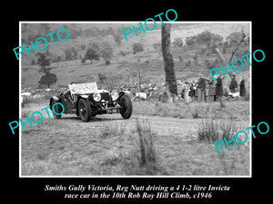 HISTORIC MOTOR RACING PHOTO OF ROB ROY HILL CLIMB, INVICTA RACE CAR c1946