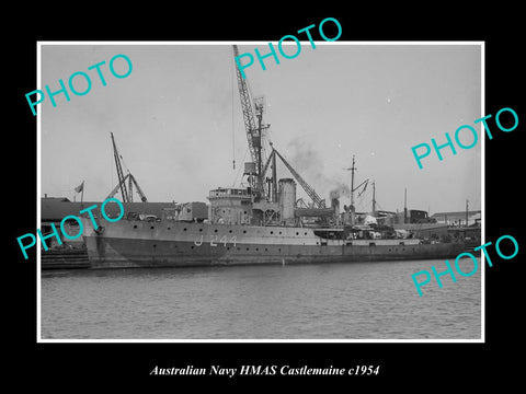 OLD LARGE HISTORIC AUSTRALIAN NAVY PHOTO OF THE HMAS CASTLEMAINE SHIP c1954