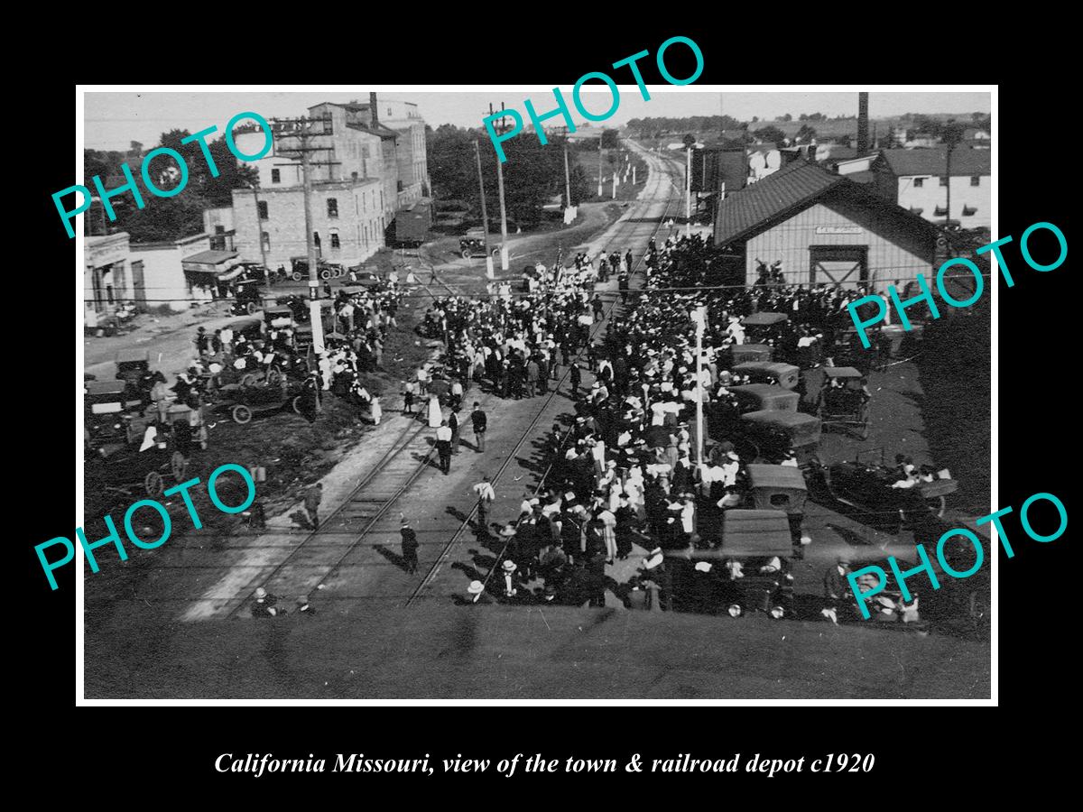 OLD LARGE HISTORIC PHOTO OF CALIFORNIA MISSOURI THE RAILROAD DEPOT STATION c1920