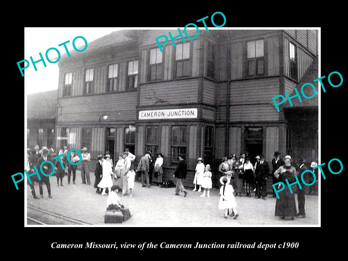 OLD LARGE HISTORIC PHOTO OF CAMERON MISSOURI, THE JUNCTION RAILROAD DEPOT c1900