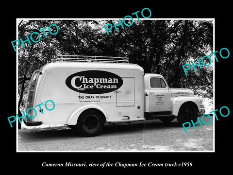 OLD LARGE HISTORIC PHOTO OF CAMERON MISSOURI, THE CHAPMAN ICE CREAM TRUCK c1950