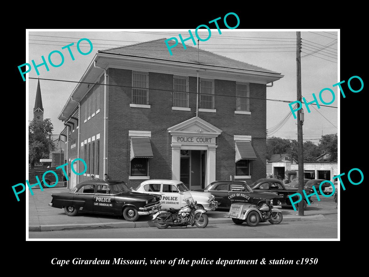 OLD LARGE HISTORIC PHOTO OF CAPE GIRARDEAU MISSOURI, THE POLICE DEPARTMENT c1950