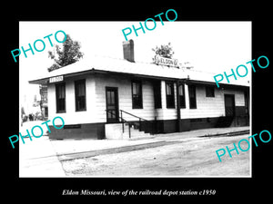 OLD LARGE HISTORIC PHOTO OF ELDON MISSOURI, THE RAILROAD DEPOT STATION c1950