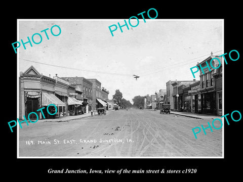 OLD LARGE HISTORIC PHOTO OF GRAND JUNCTION IOWA, THE MAIN STREET & STORES c1920