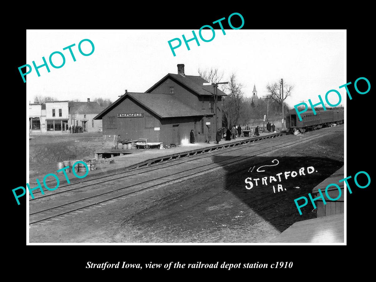 OLD LARGE HISTORIC PHOTO OF STRATFORD IOWA, THE RAILROAD DEPOT STATION c1910 1