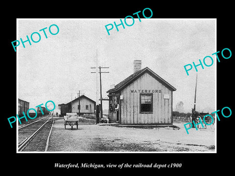 OLD LARGE HISTORIC PHOTO OF WATERFORD MICHIGAN, THE RAILROAD DEPOT STATION c1900