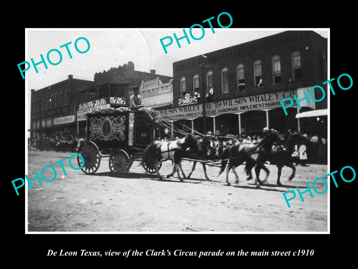 OLD LARGE HISTORIC PHOTO OF DELEON TEXAS, THE CIRCUS PARADE ON MAIN STREET 1910