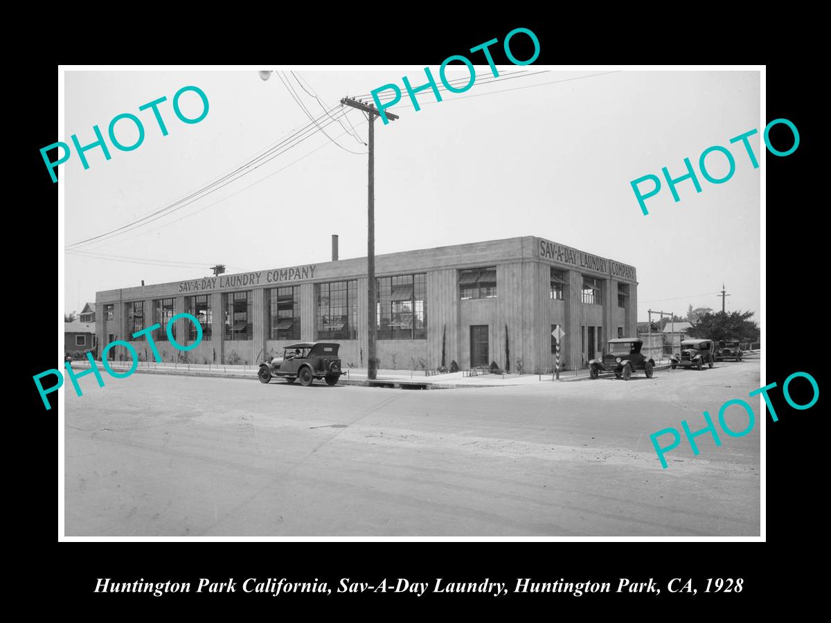 OLD LARGE HISTORIC PHOTO OF HUNTINGTON PARK CALIFORNIA, SAV-A-DAY LAUNDRY c1928