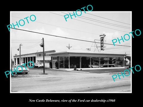 OLD LARGE HISTORIC PHOTO OF NEW CASTLE DELAWARE, THE FORD CAR DEALERSHIP c1960