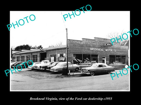 OLD LARGE HISTORIC PHOTO OF BROOKNEAL VIRGINIA, THE FORD CAR DEALERSHIP c1955