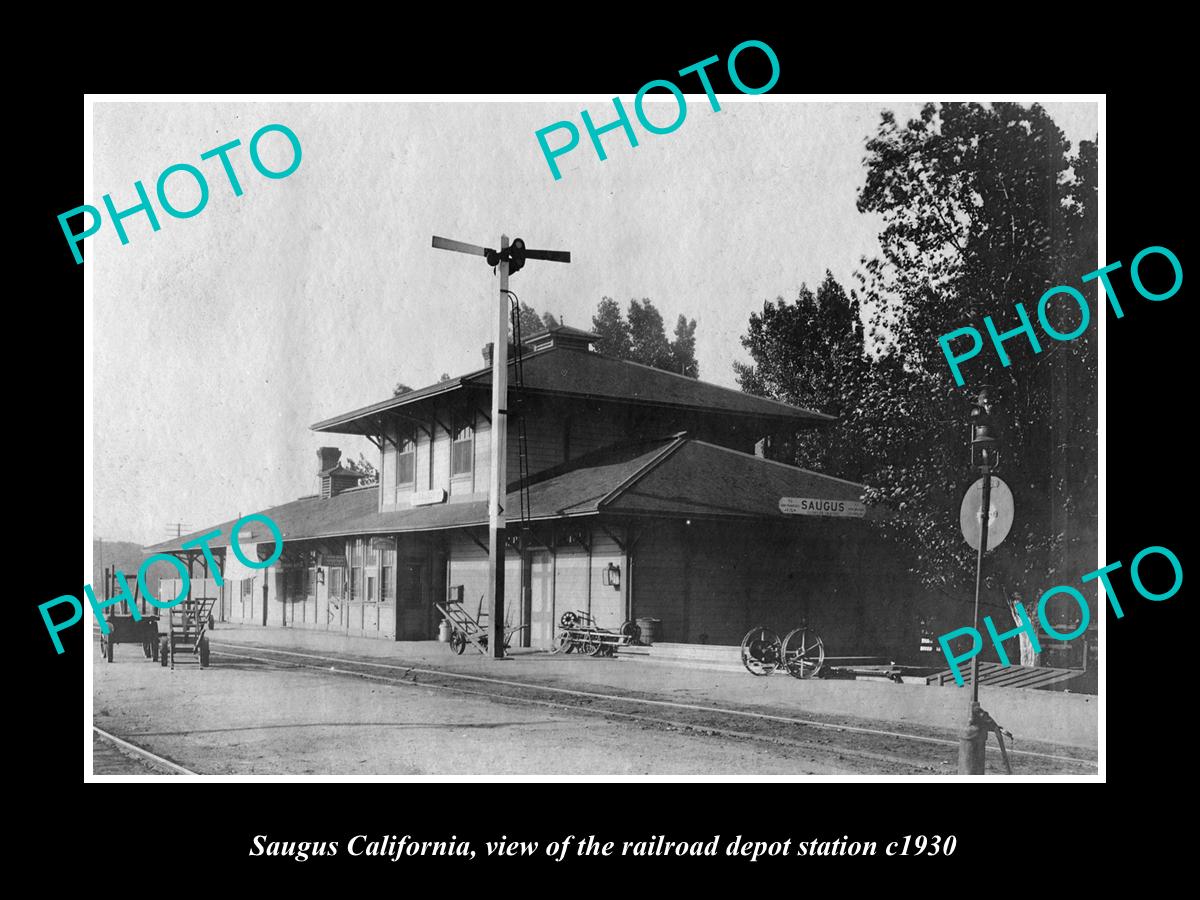 OLD LARGE HISTORIC PHOTO OF SAUGUS CALIFORNIA, THE RAILROAD DEPOT STATION c1930