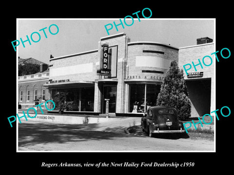 OLD LARGE HISTORIC PHOTO OF ROGERS ARKANSAS, THE FORD CAR DEALERSHIP c1950