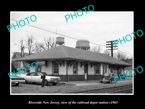 OLD LARGE HISTORIC PHOTO OF RIVERSIDE NEW JERSEY, RAILROAD DEPOT STATION c1960