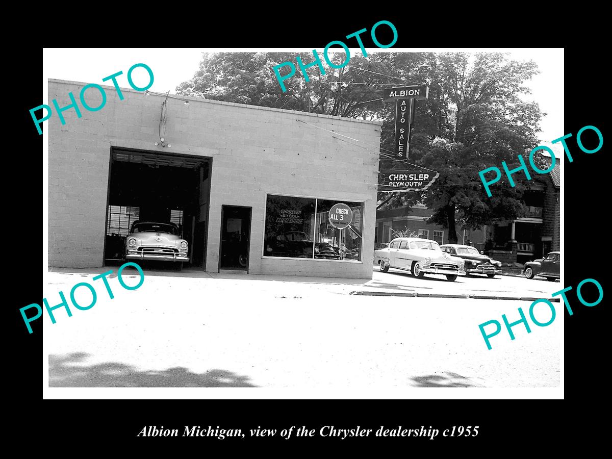 OLD LARGE HISTORIC PHOTO OF ALBION MICHIGAN, THE CHRYSLER CAR DEALERSHIP c1955