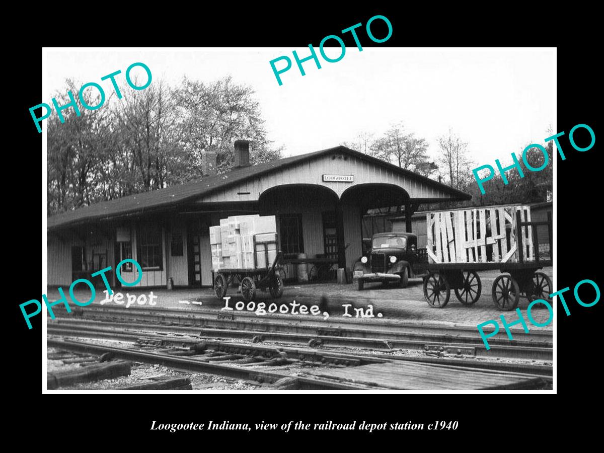 OLD LARGE HISTORIC PHOTO OF LOOGOOTEE INDIANA, THE RAILROAD DEPOT STATION c1940