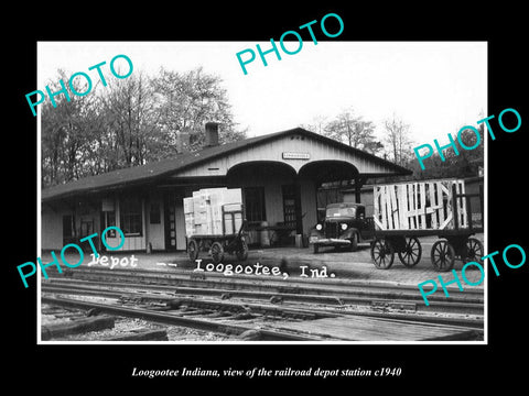 OLD LARGE HISTORIC PHOTO OF LOOGOOTEE INDIANA, THE RAILROAD DEPOT STATION c1940