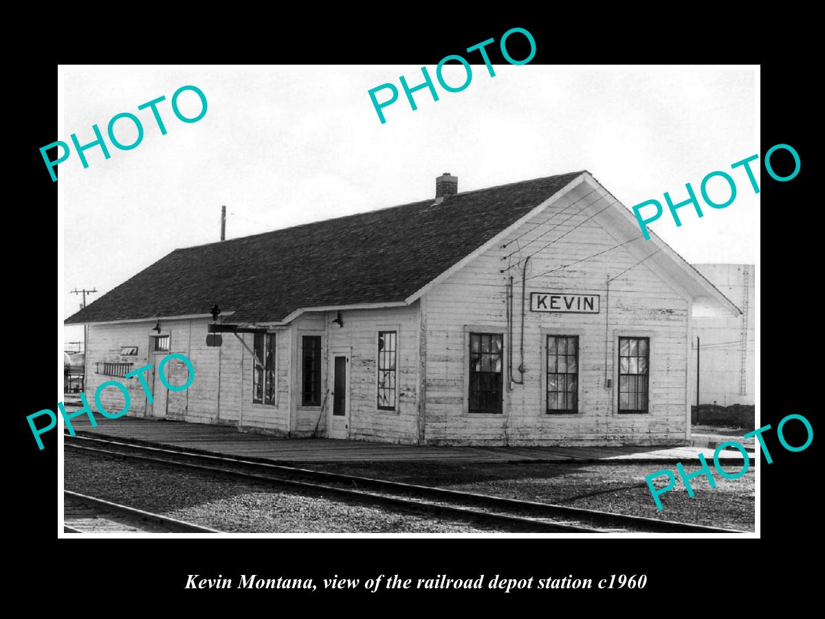 OLD LARGE HISTORIC PHOTO OF KEVIN MONTANA, THE RAILROAD DEPOT STATION c1960