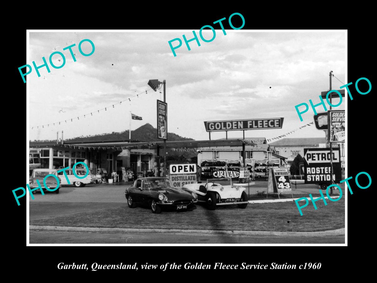 OLD LARGE HISTORIC PHOTO OF GARBUTT QLD, THE GOLDEN FLEECE SERVICE STATION c1960