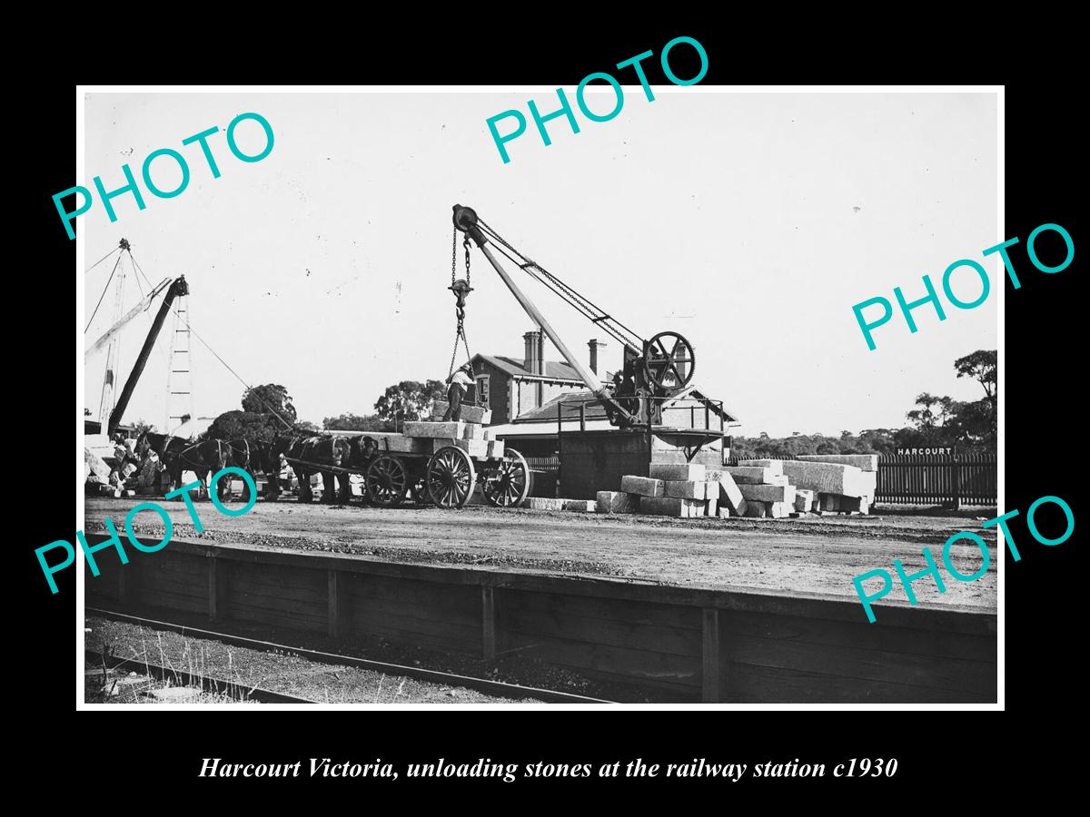 OLD HISTORIC PHOTO OF HARCOURT VICTORIA, LOADING STONES AT THE STATION c1930