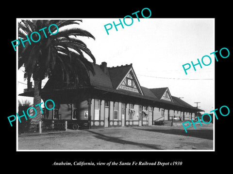 OLD LARGE HISTORIC PHOTO OF ANAHEIM CALIFORNIA, THE SANTA FE RAILROAD DEPOT 1930