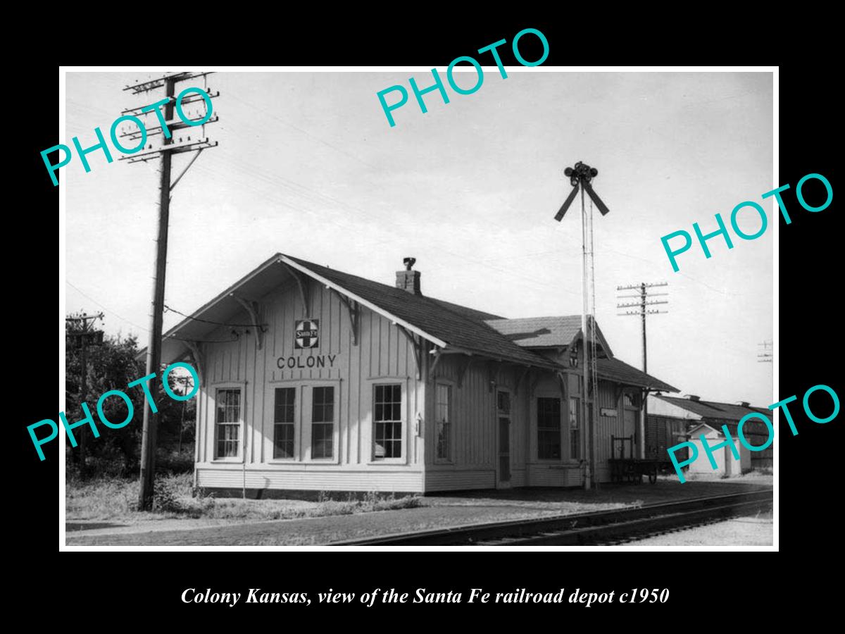 OLD LARGE HISTORIC PHOTO OF COLONY KANSAS, THE SANTA FE RAILROAD DEPOT c1950